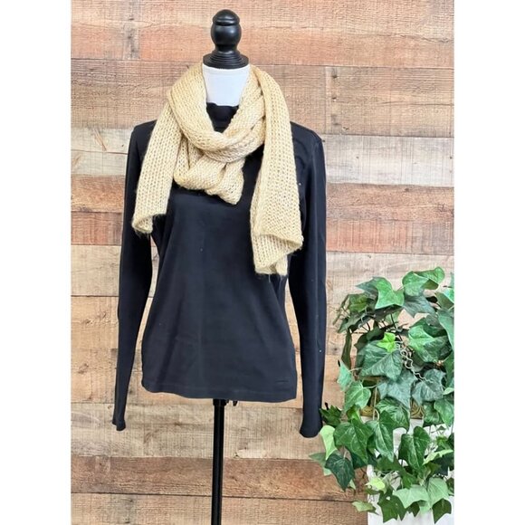 Gold Acrylic Knit Scarf - Picture 2 of 6